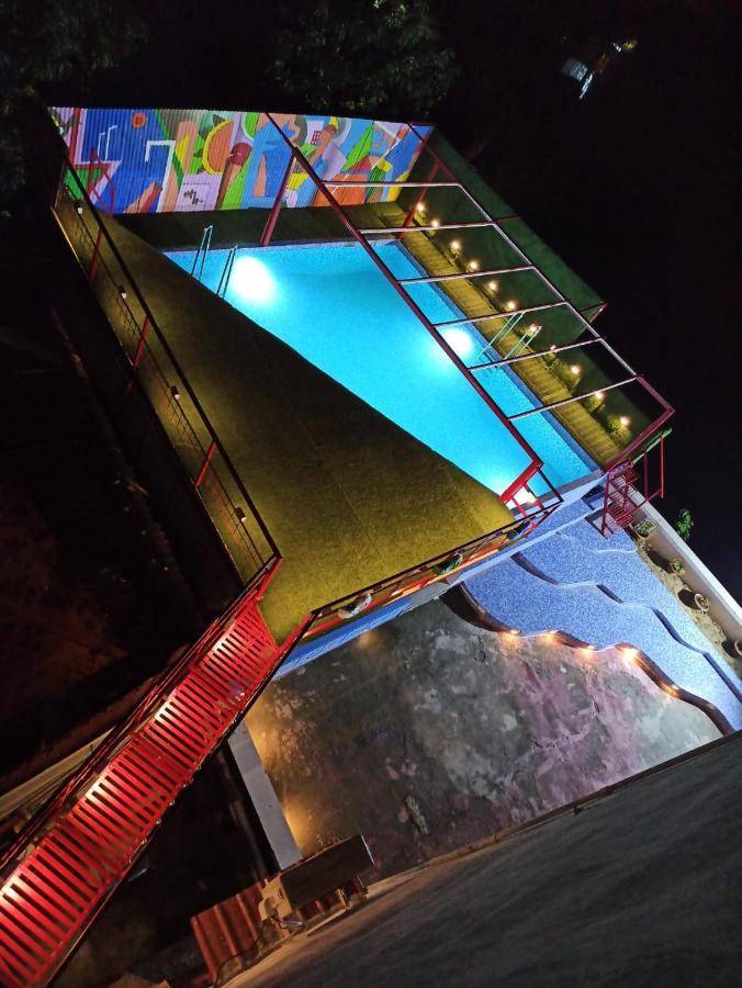 Gods County Hotels & Resorts タラピス エクステリア 写真